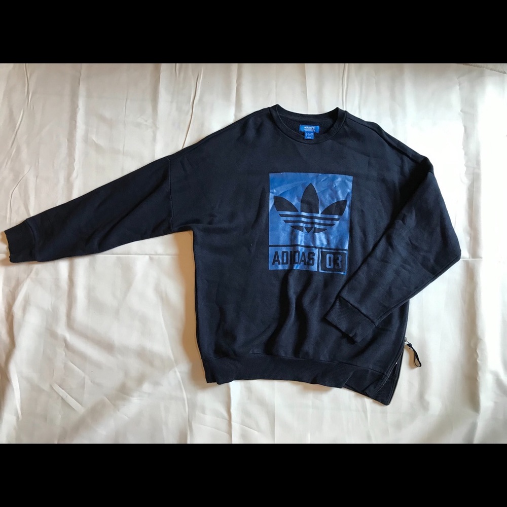 Men’s adidas sweater